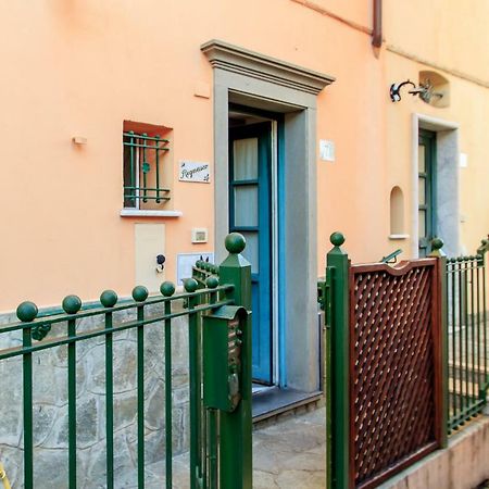 Appartamento A 90 Metri Dal Mare Varazze Exterior foto