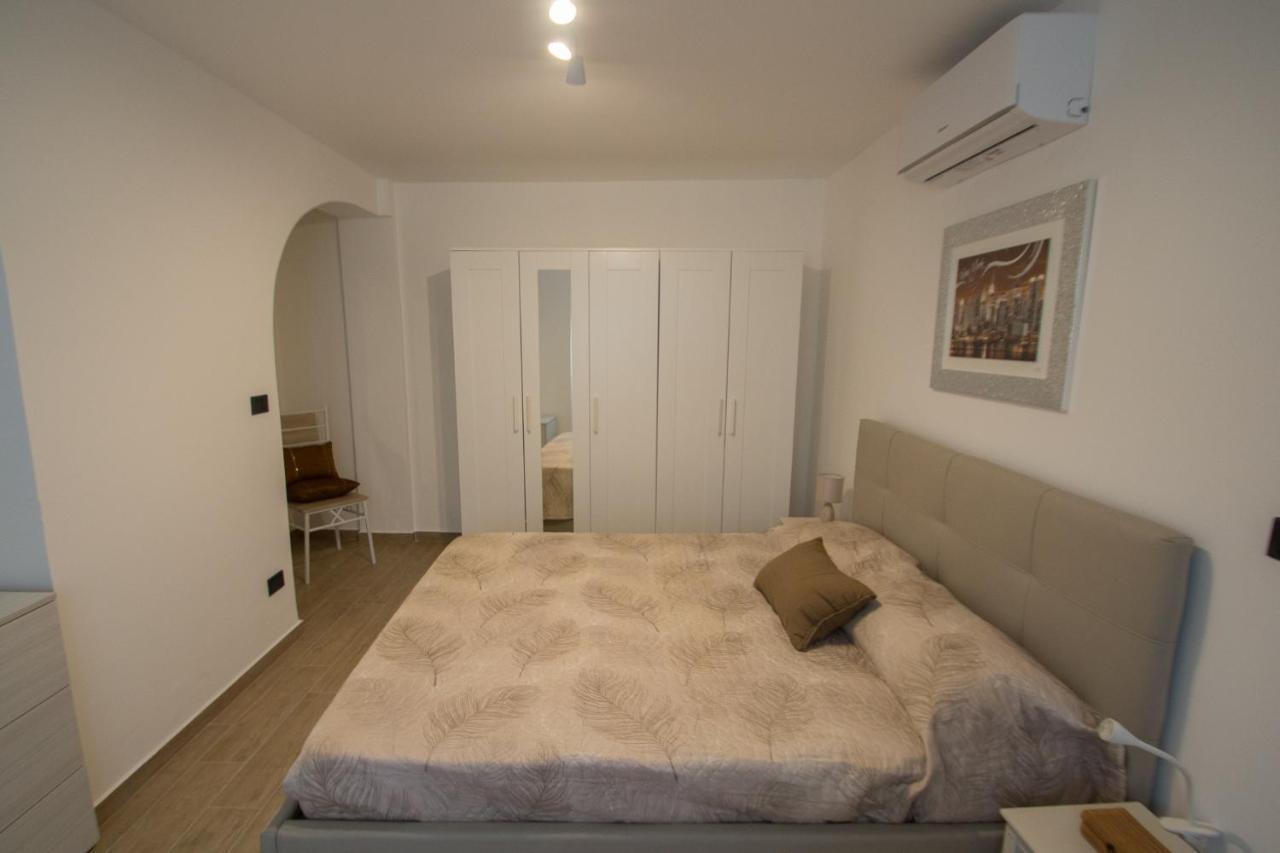 Appartamento A 90 Metri Dal Mare Varazze Exterior foto